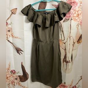 Small Banana Republic silk dress​​​​​​